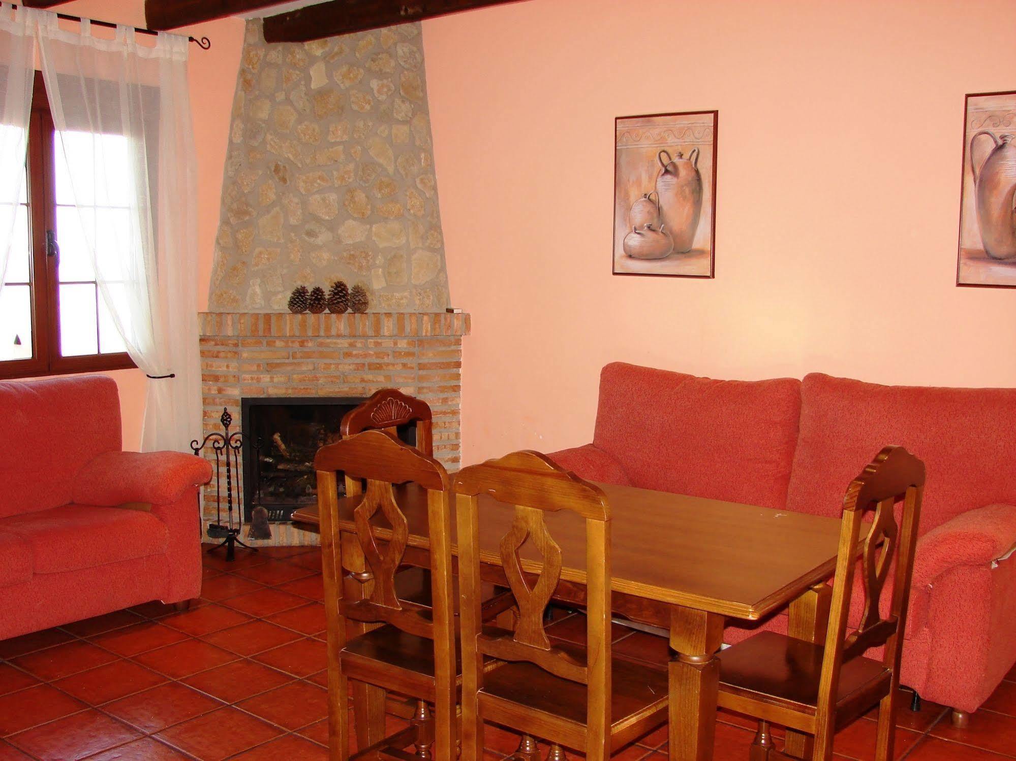 سيغورا دي لا سييرا Apartamentos Sierra De Segura المظهر الخارجي الصورة