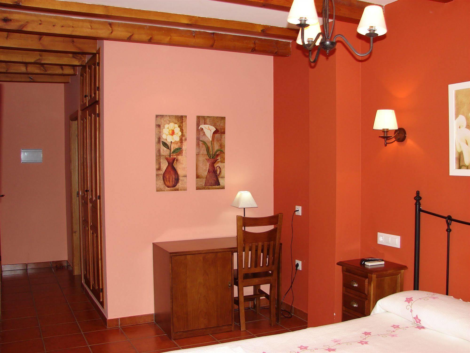 سيغورا دي لا سييرا Apartamentos Sierra De Segura المظهر الخارجي الصورة