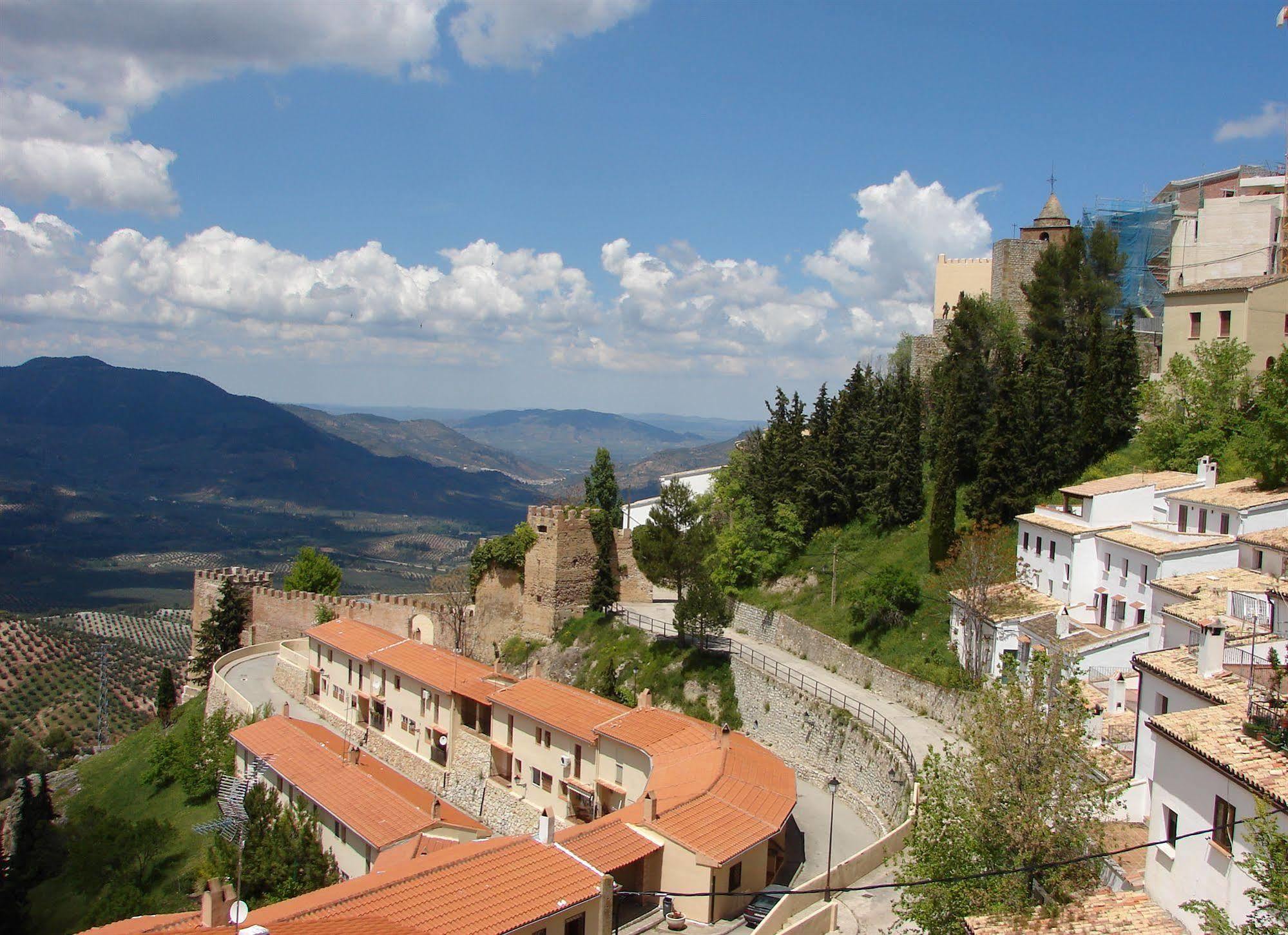 سيغورا دي لا سييرا Apartamentos Sierra De Segura المظهر الخارجي الصورة